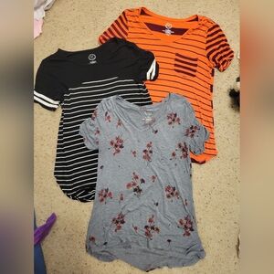 Floral and Striped T-Shirts Set